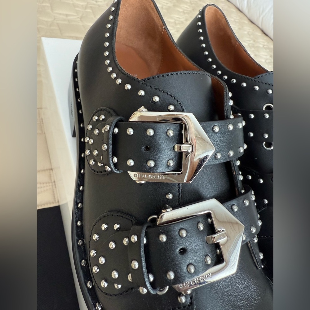 NWT Givenchy Black Elegant Studded Oxfords - Picture 13 of 13